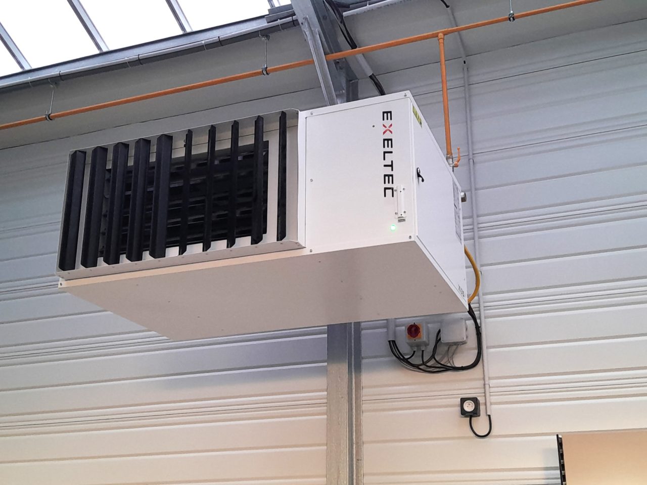 EXELTEC Spécialiste chauffage industriel par aérothermes gaz — free download