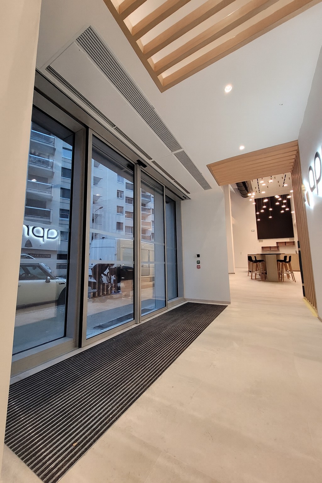 Windbox-encastré-basse-temperature rideau d’air basse température